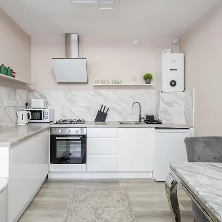 דירה Delightful 1 Bedroom In Whitehall,